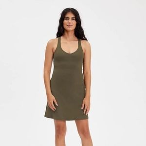 Girlfriend collective lola dress